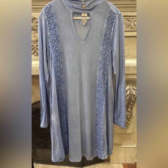 Alya Light Blue Embroidered Flower Long Sleeve Dress Size Large Mid-length - Picture 1 of 13